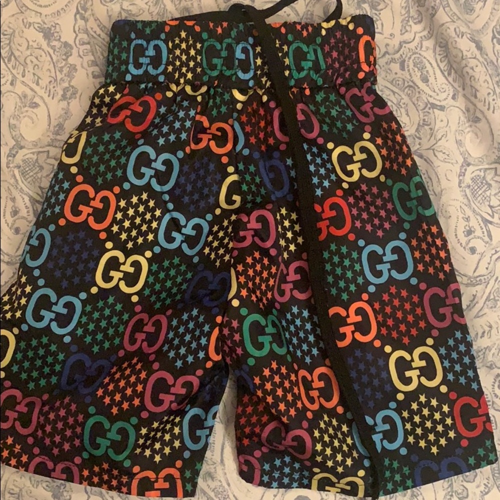 Toddler printed shorts. Unisex